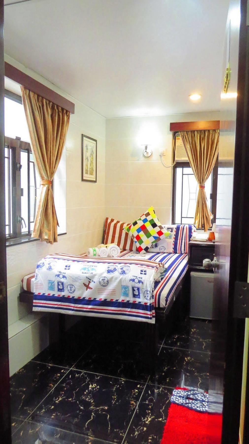 Budget Hostel Block D 10Th Floor Hongkong Exteriör bild